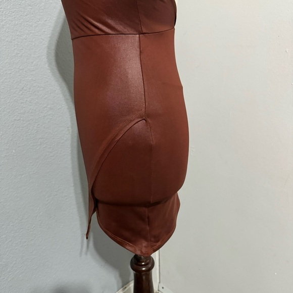 SHEIN Rust Brown Asymmetrical Hem Open Back PU leather Bodycon Party Dress Sz XS - Picture 7 of 15